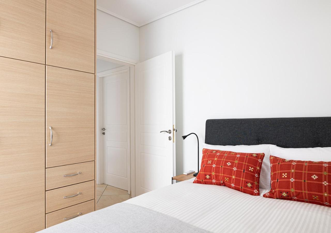 Elegant Apt 50Meters Close Acropolis Atenas Exterior foto
